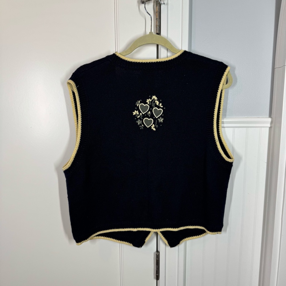Vtg Hand-knit Christopher & Banks Sweater Vest Navy Yellow Hearts Flowers - Picture 4 of 5